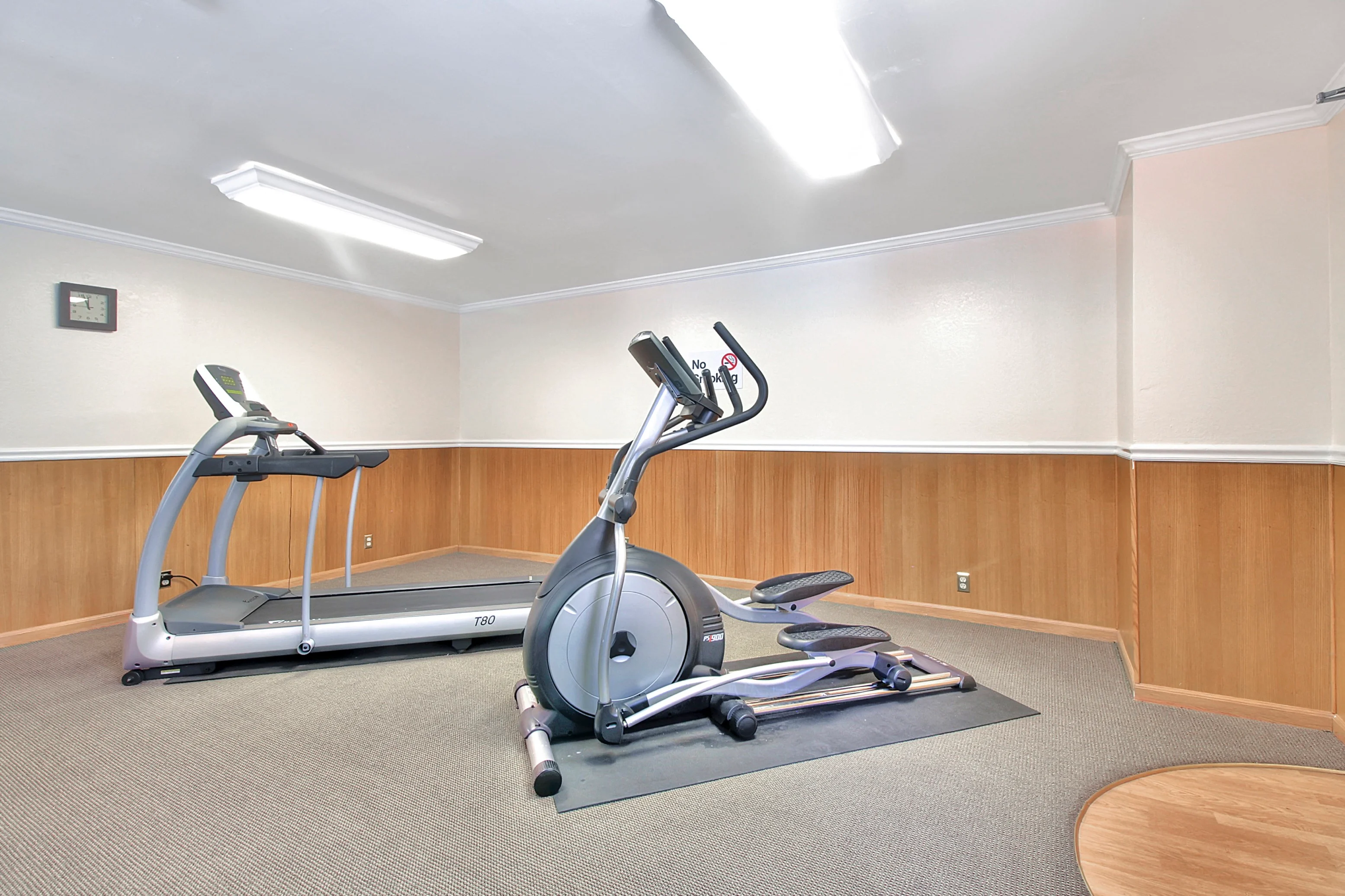 Laurel Grove Apartments photo 4